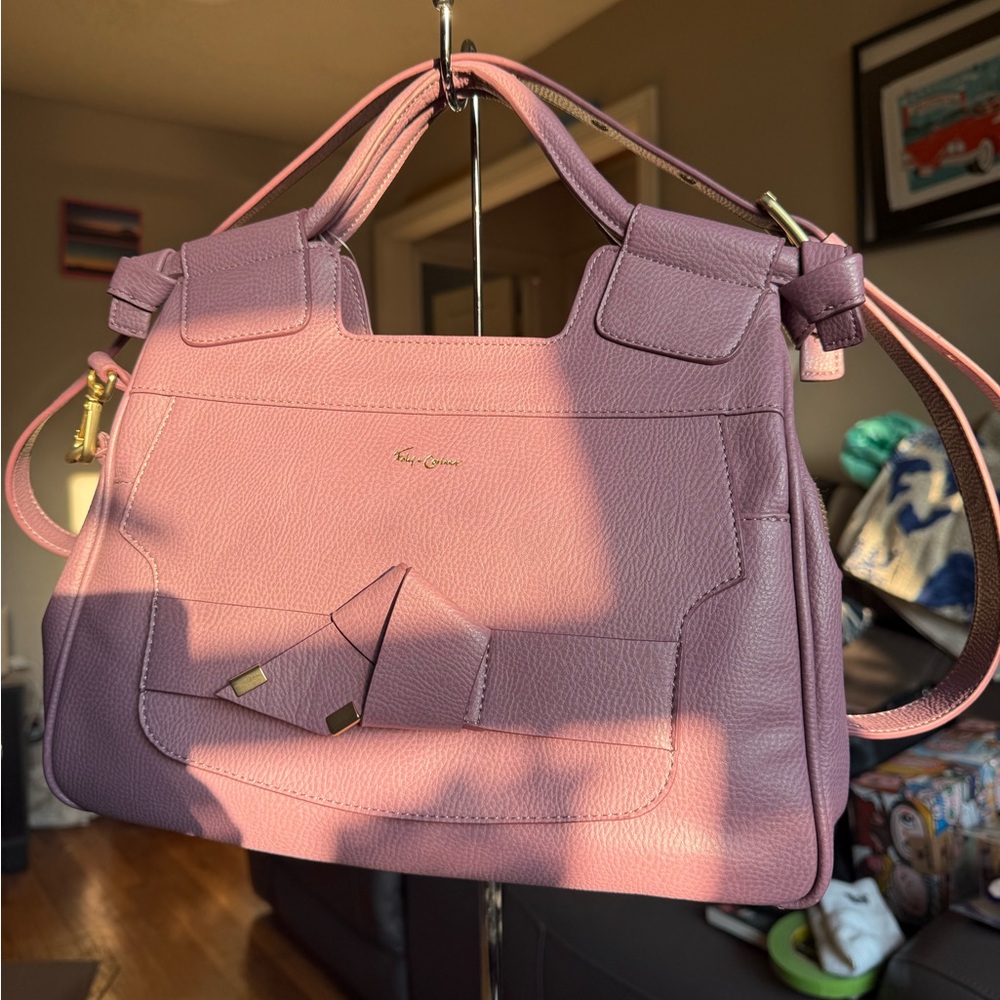 Foley and Corrina lavender crossbody hand bag. New without tag.